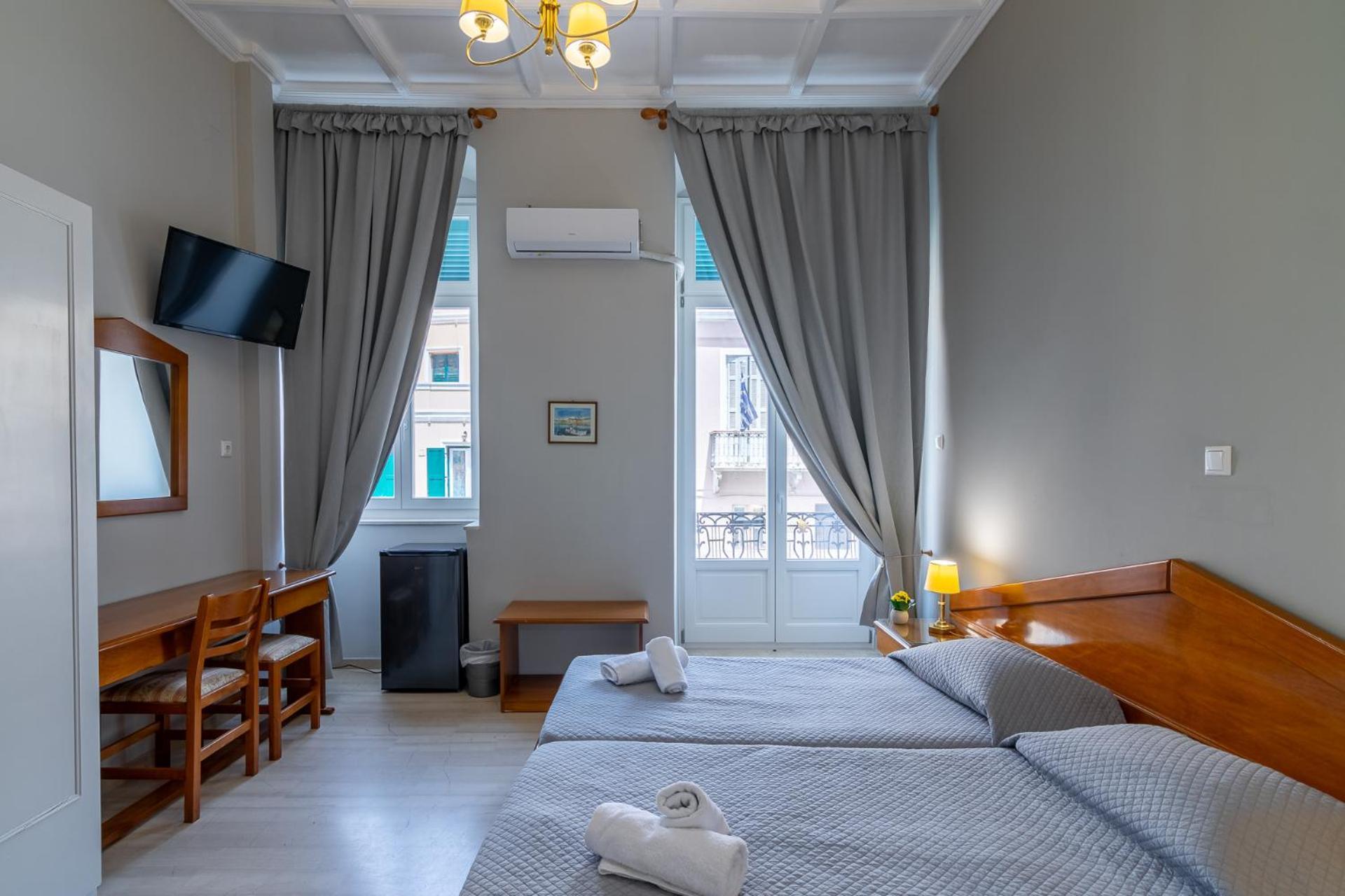 Hotel Halaris Ermoupoli Ngoại thất bức ảnh